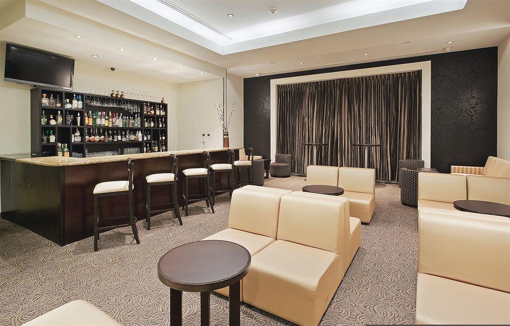 La Quinta By Wyndham Poza Rica Otel Restoran fotoğraf